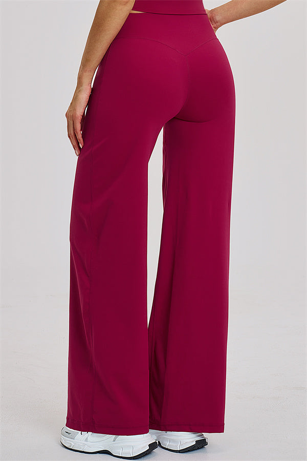 The Dynamic Crop Top Straight Leg Pants 2-Piece Set