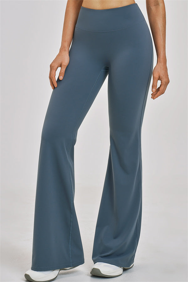 The Zenith Sports Bra Flared Leggings 2-Piece Set
