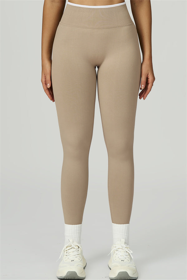 The Prime Line Sports Bra Leggings 2-Piece Set