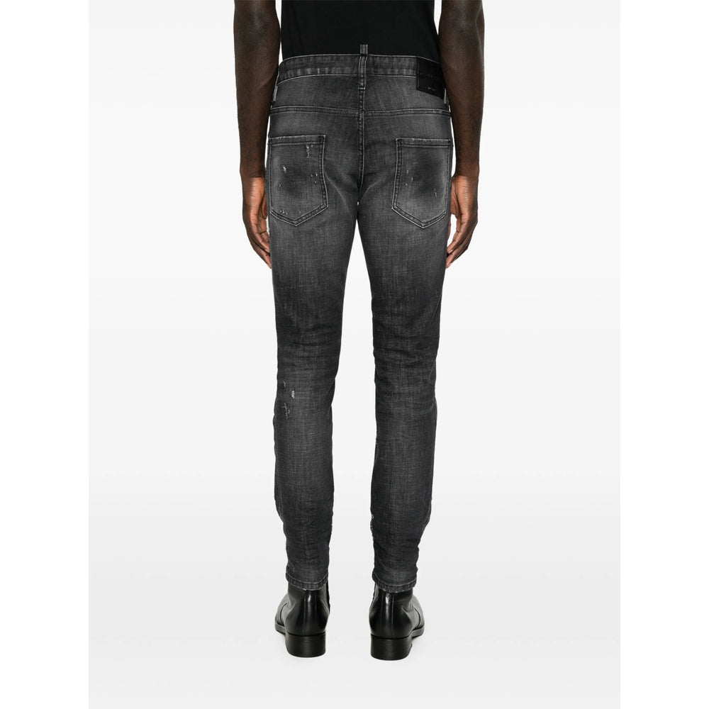 Tapered Jeans in Faded Grey