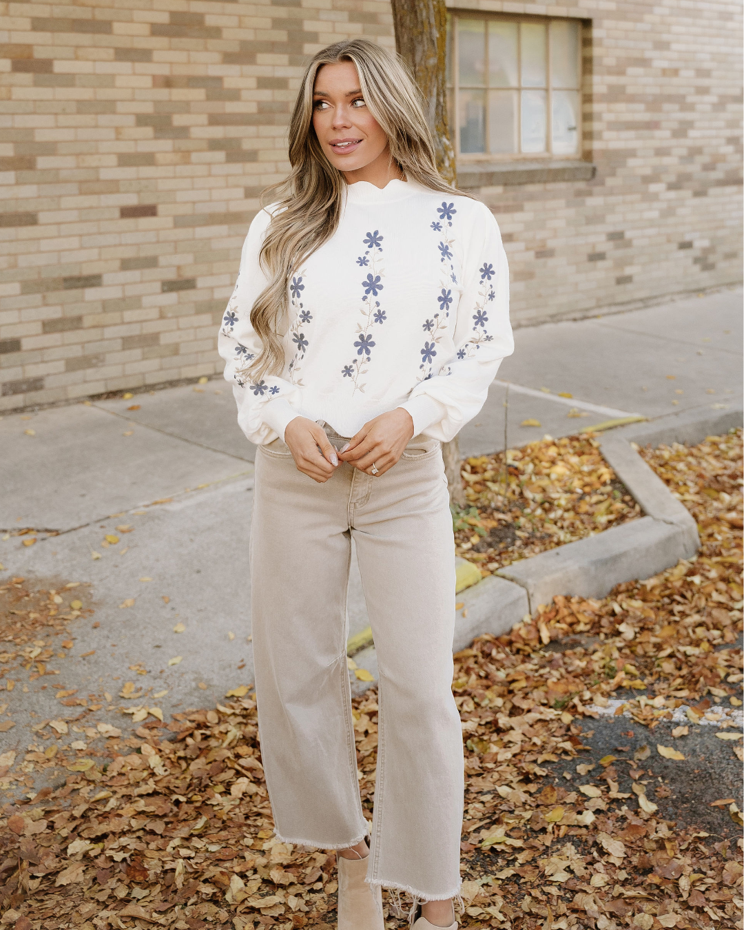 Polly Floral Embroidered Scallop Hem Cropped Sweater