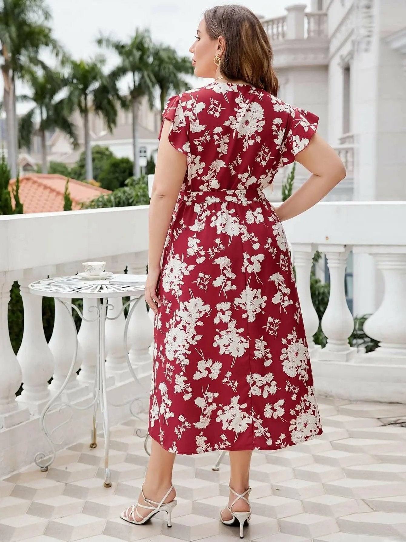 Trendsi Floral Plus Size Women's Midi Dress - Flattering Fit, Trendy Style
