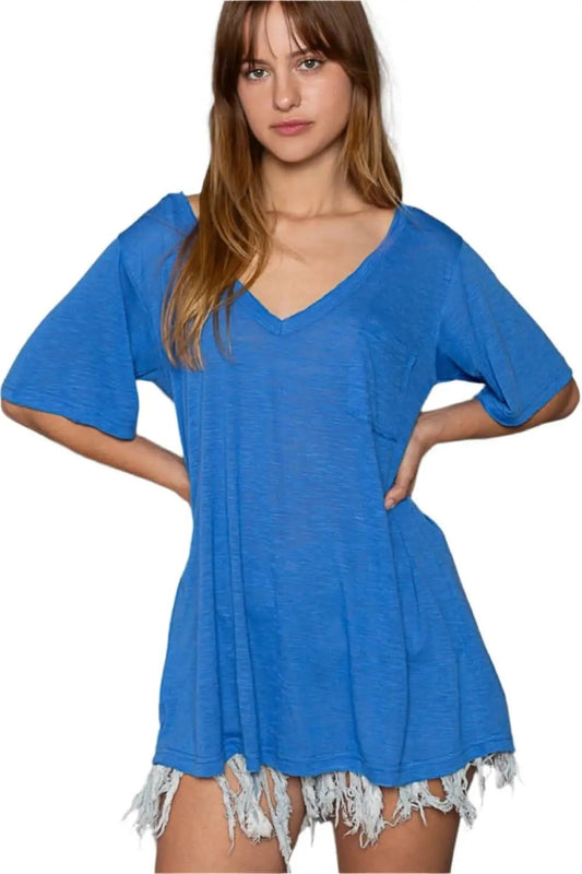 V-Neck Tee - Stylish Comfort - Everyday Essential