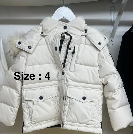Mikkloe girls white jacket with fur