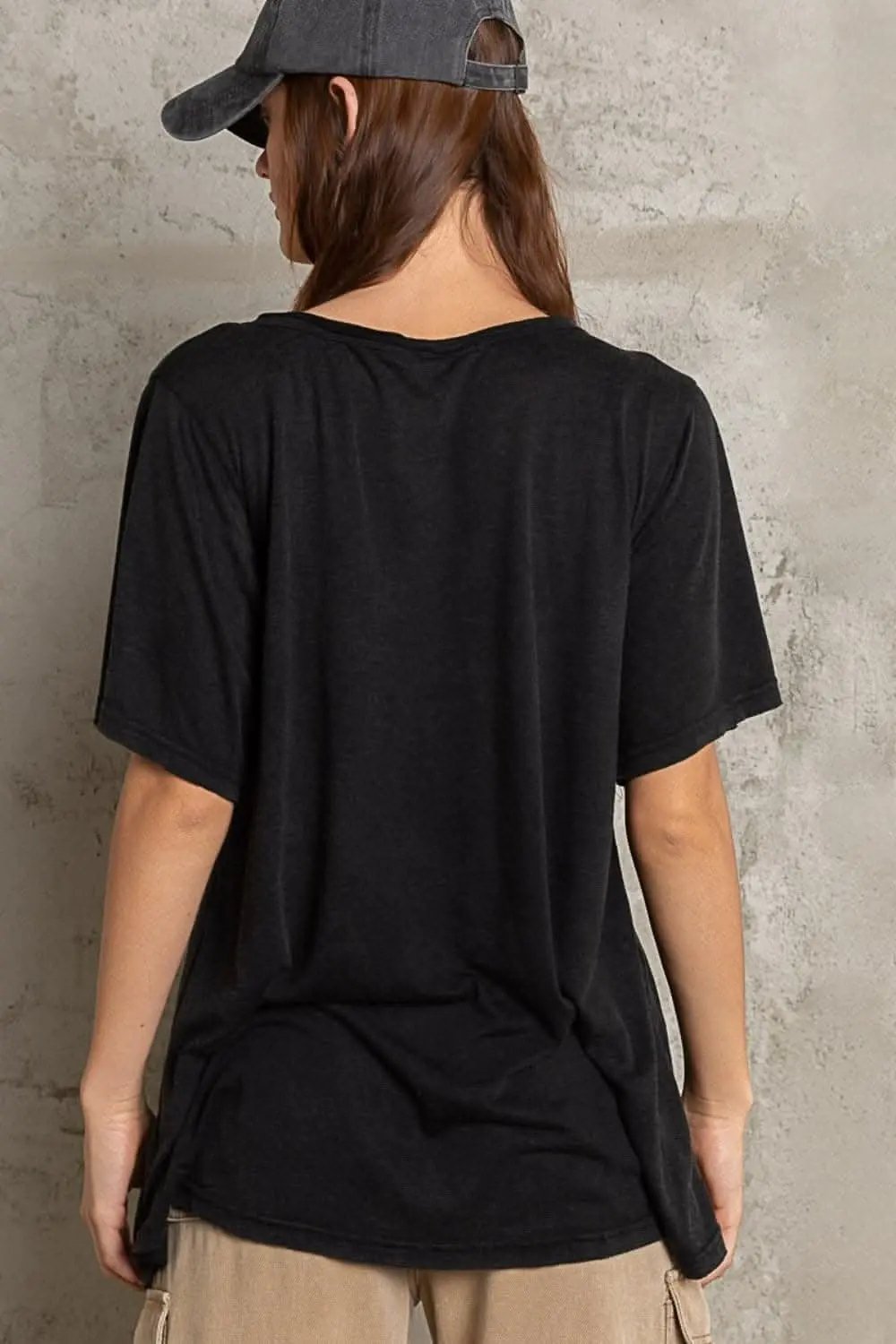 Trendsi V-neck casual tee with chest pocket