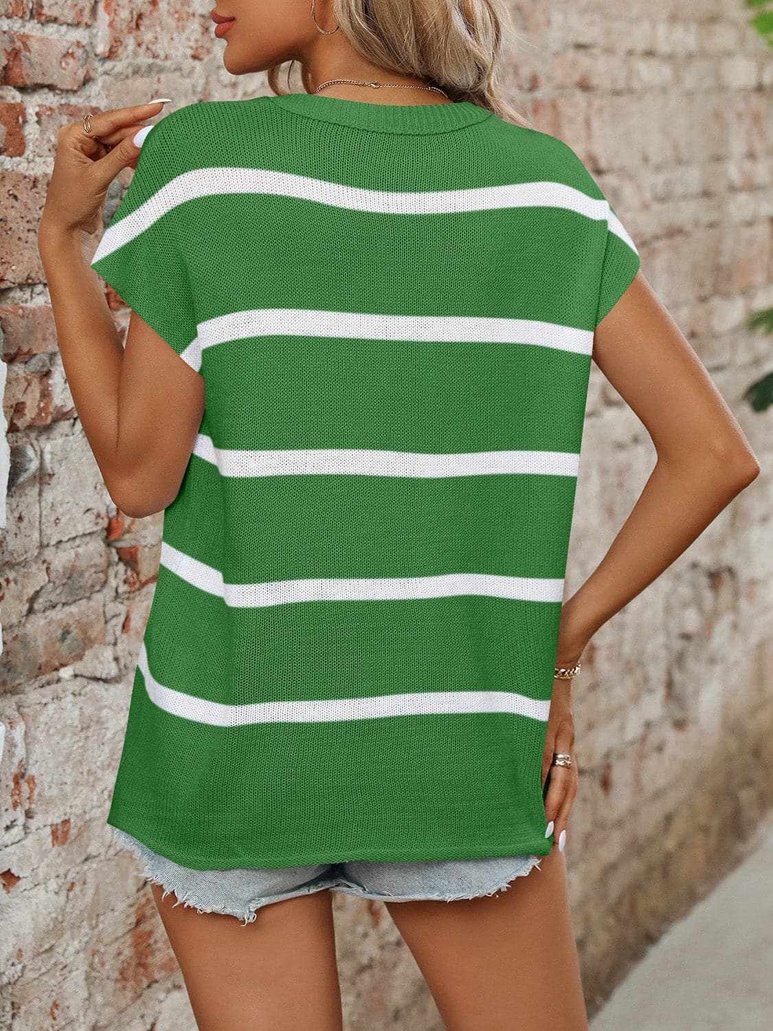Trendsi Chic striped knit top - round neck, short sleeves