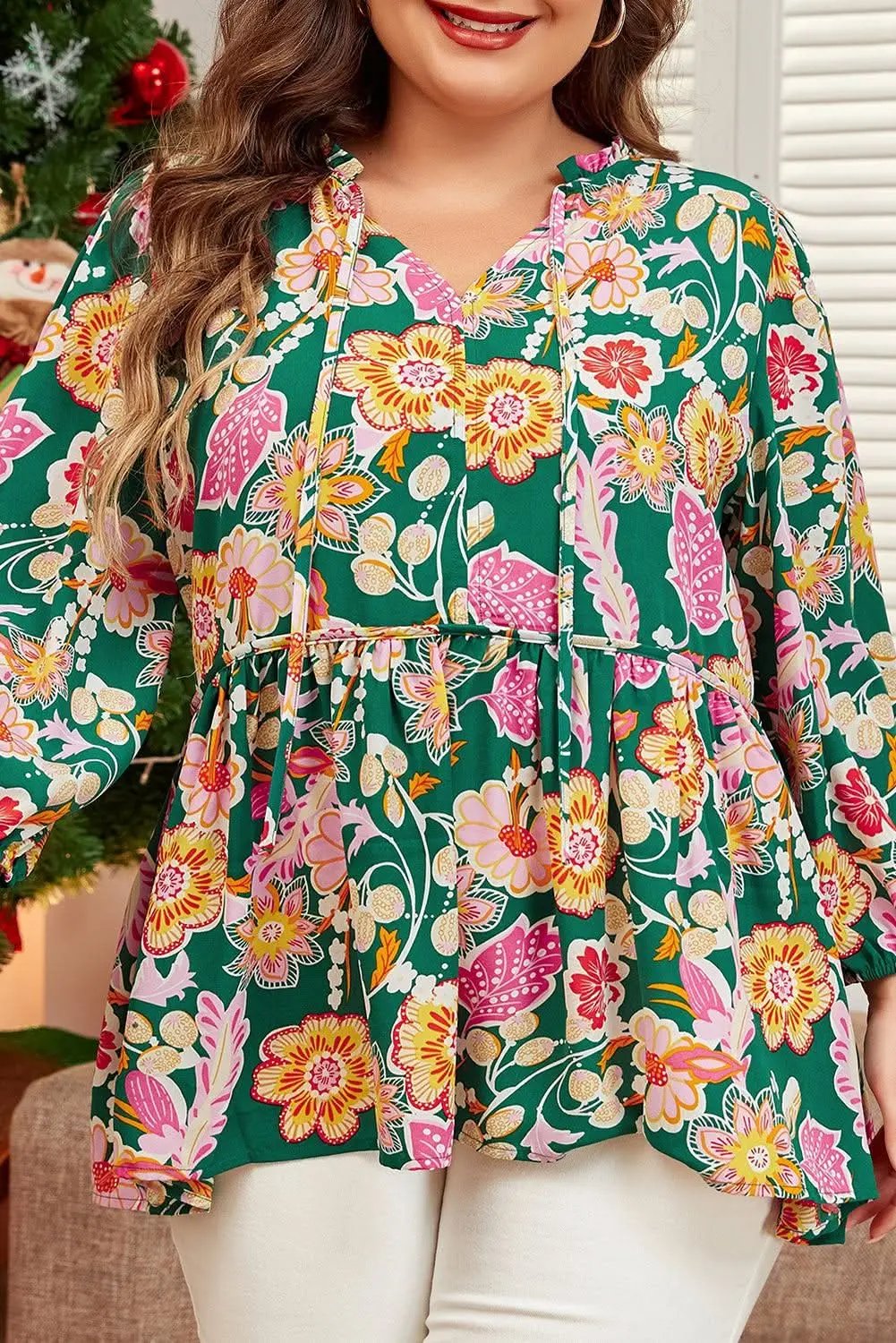 Love Salve Green Floral Plus Size Women's Babydoll Top: Elegant & Flattering