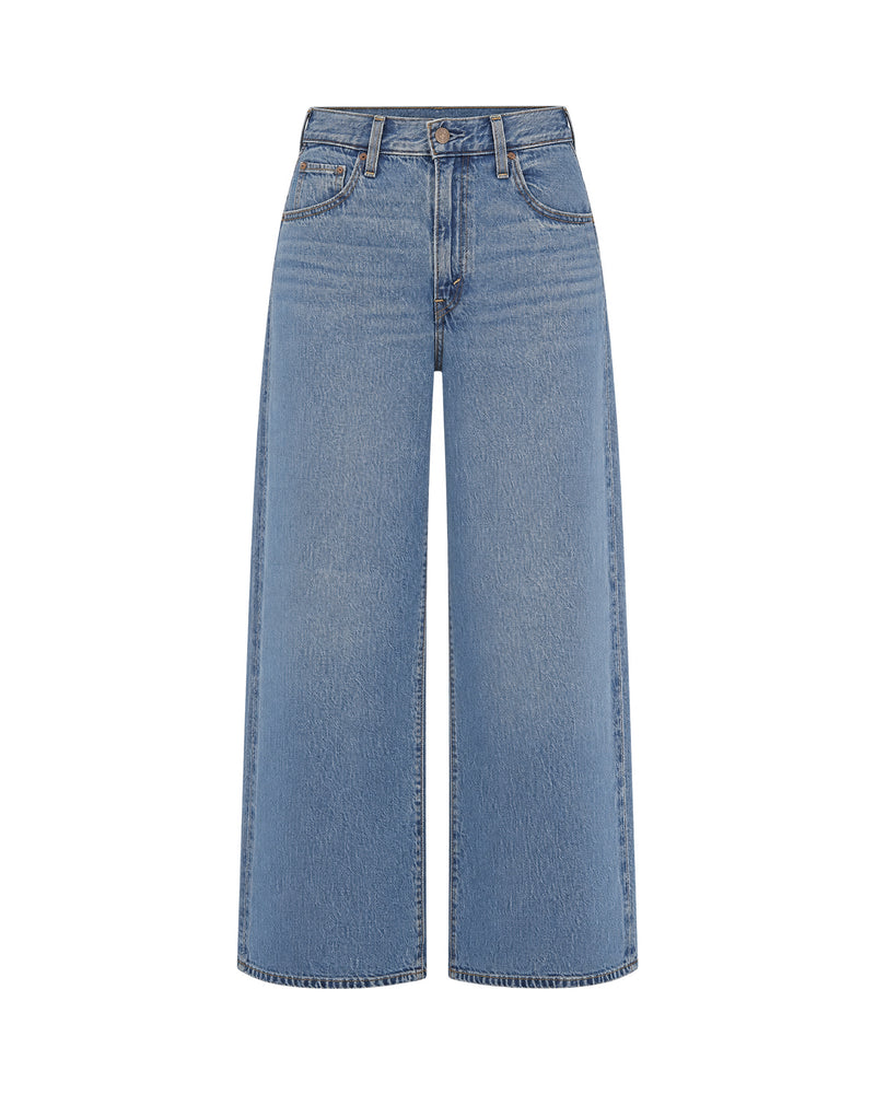 Wide-Leg Jeans