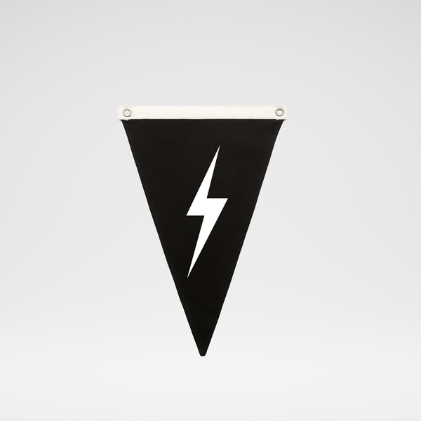 LIGHTNING BOLT CANVAS PENNANT - BLACK