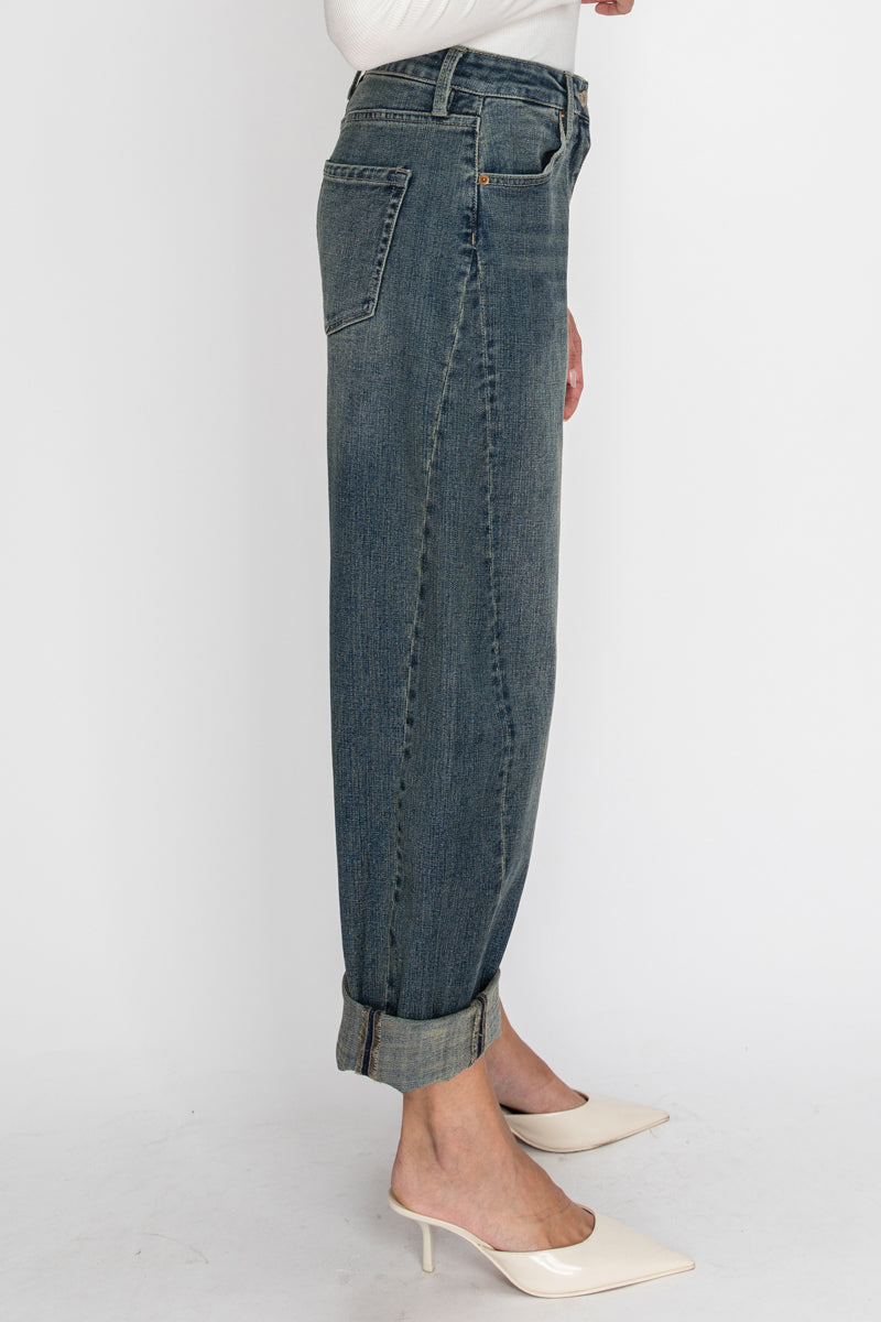 HIGH RISE RELAXED TINTED BARREL JEANS