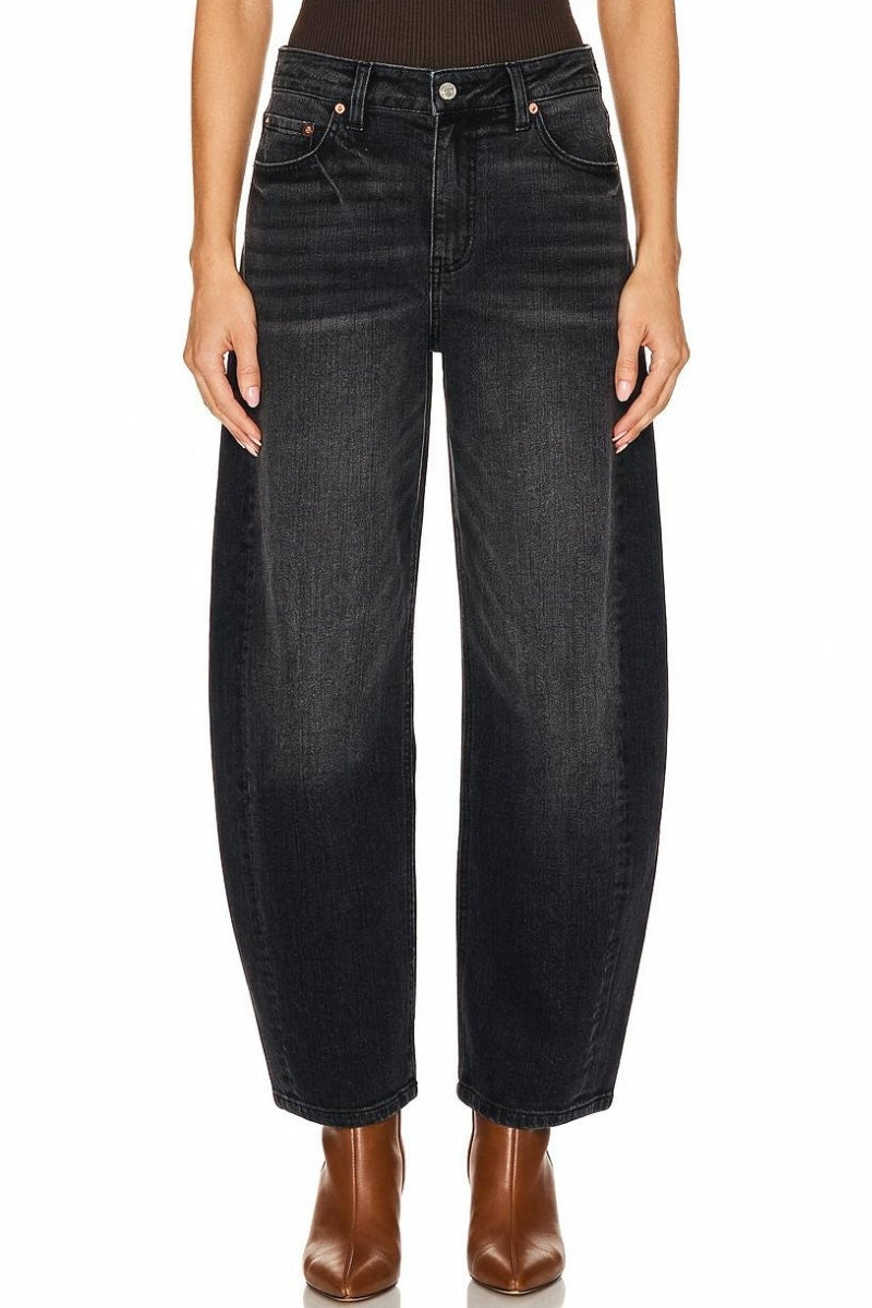 HIGH RISE RELAXED BLACK BARREL JEANS