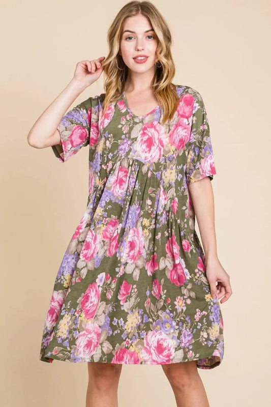 Trendsi Floral V-Neck Dress Women's Casual Party Dress Ruched & Flattering