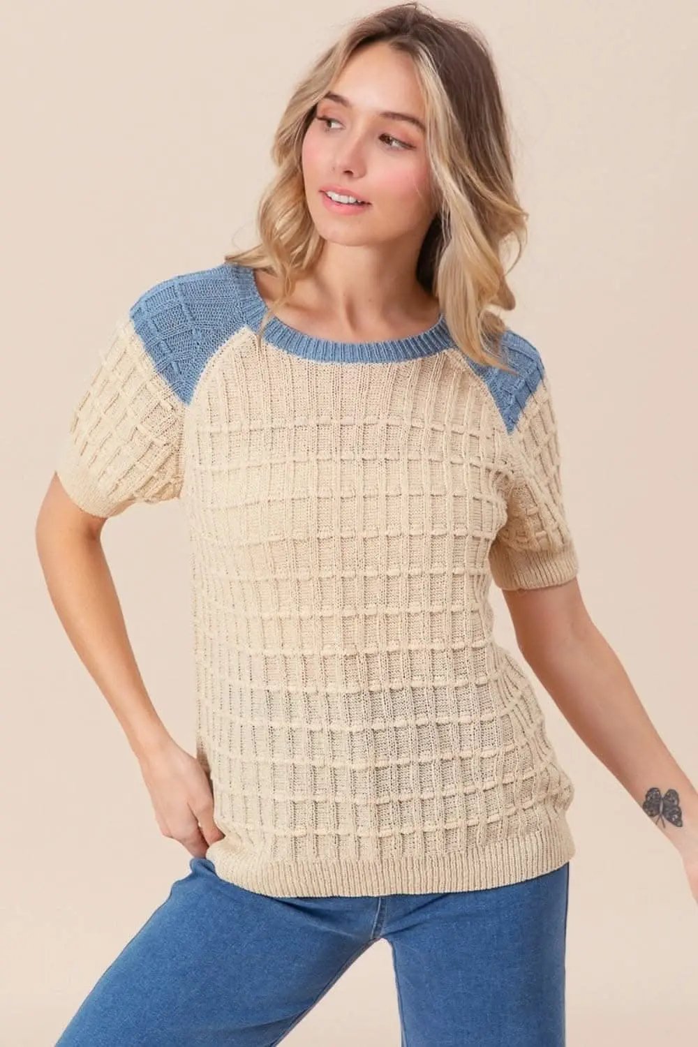 Women's Sweater - Textured Contrast Short Sleeve - Casual Knit Top