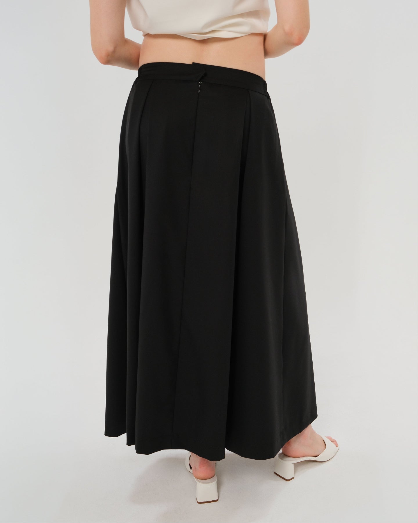 Over-Under Bump Pleated Maternity Maxi Skirt in All-Season Wool Blend