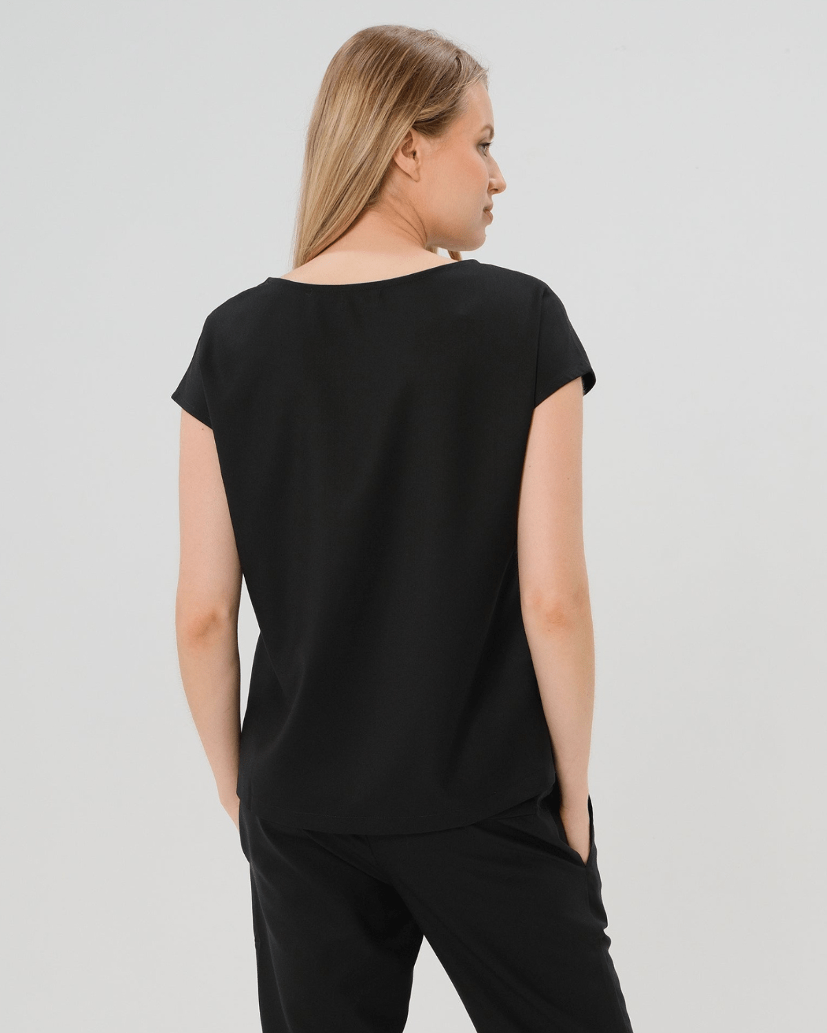 Maternity Shell Top w/ Hidden Nursing Zip in All-Season Wool