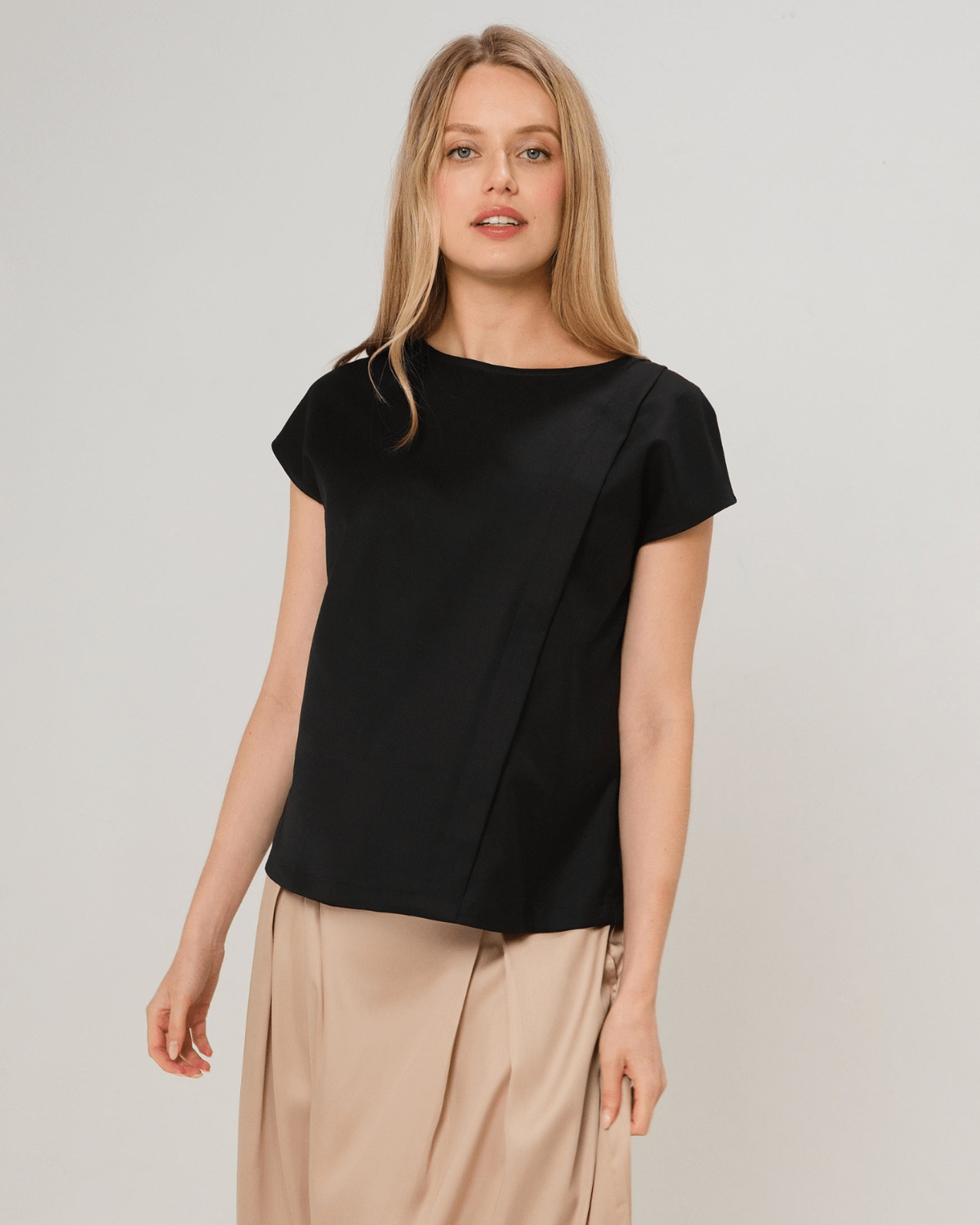 Maternity Shell Top w/ Hidden Nursing Zip in All-Season Wool