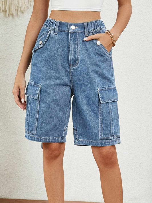 Trendsi Jeans & Denim Buttoned denim shorts with pockets