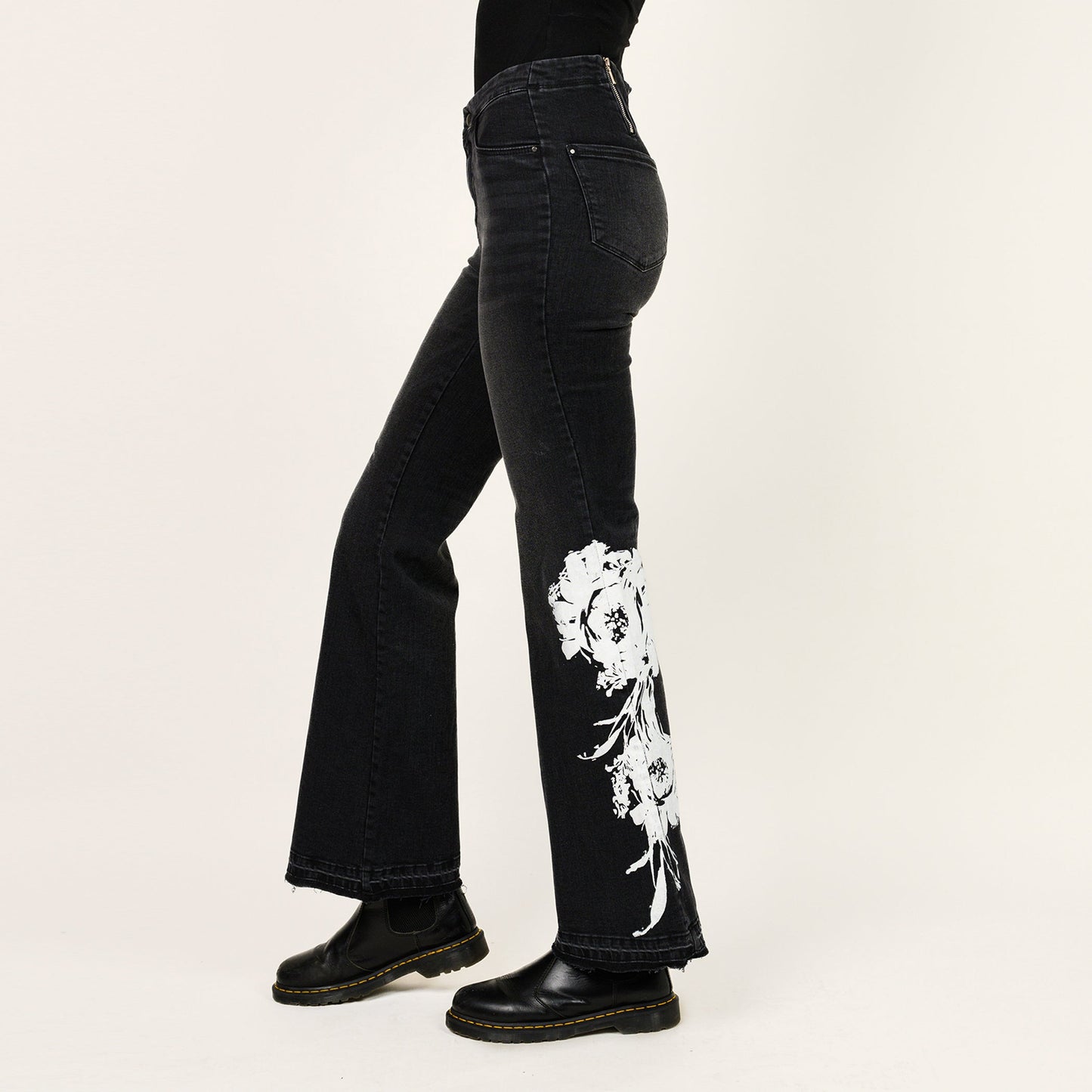 Placement Screen Print Leg Boot Cut