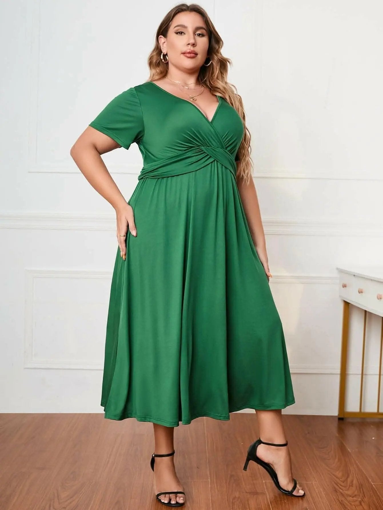 Trendsi Plus Size Midi Dress Women's Fashionable & Chic Dress