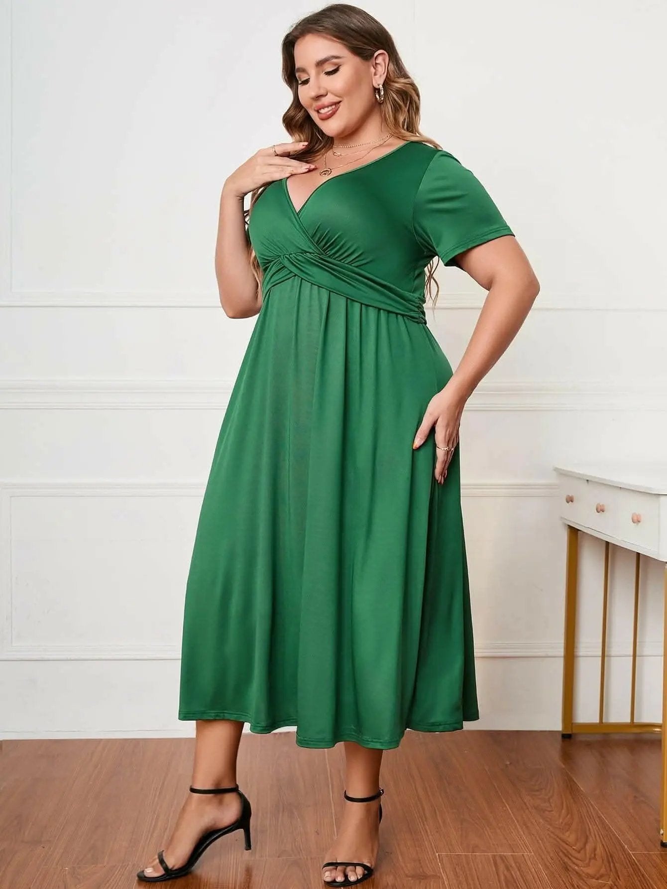 Trendsi Plus Size Midi Dress Women's Fashionable & Chic Dress