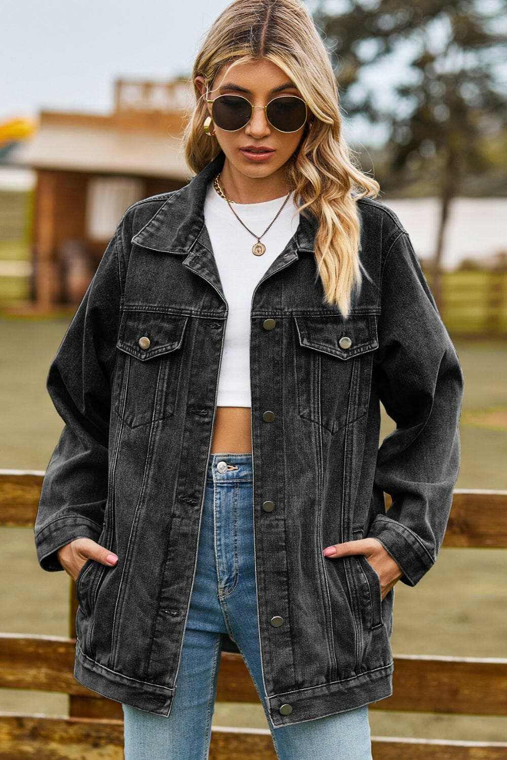 Trendsi Jeans & Denim Chic denim jacket with pockets