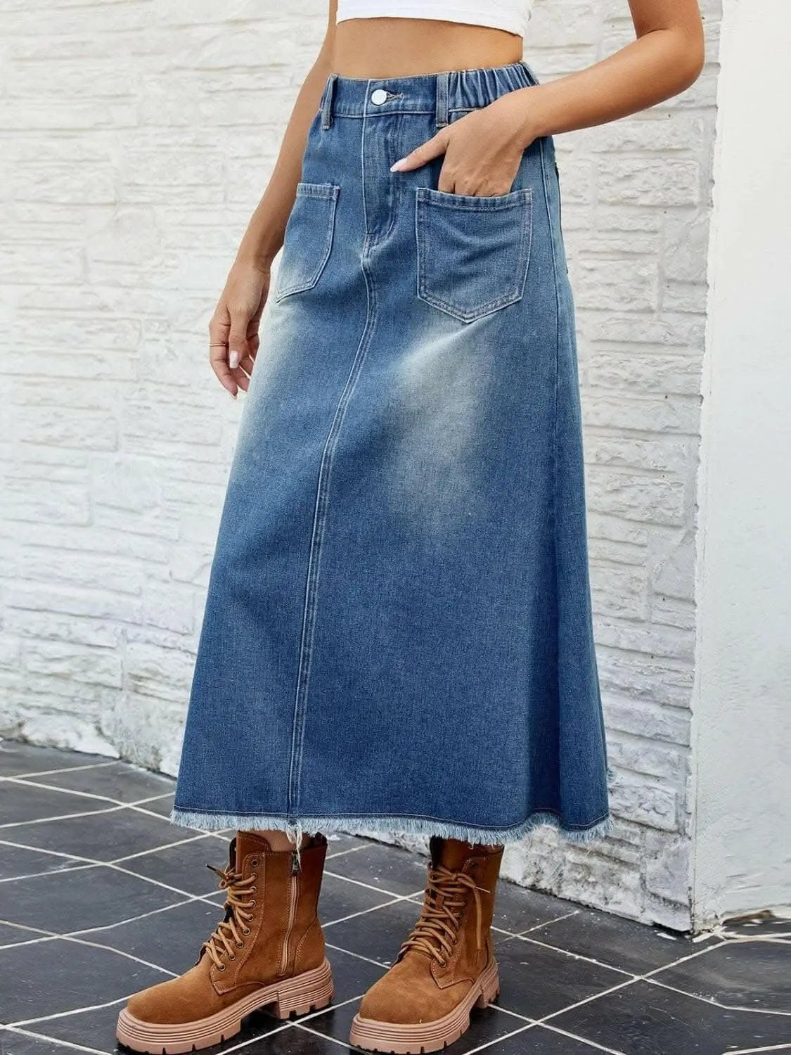 Trendsi Jeans & Denim Chic denim skirt with pockets