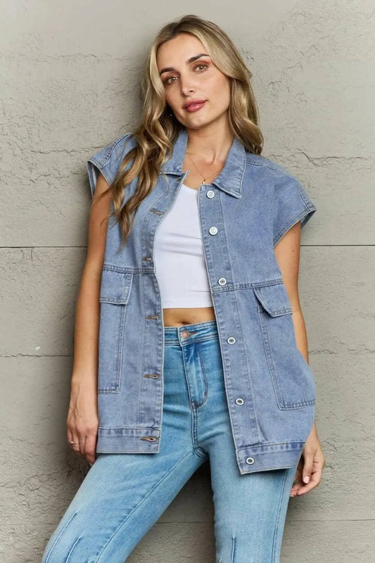 Denim Sleeveless Top - With Pockets - Chic
