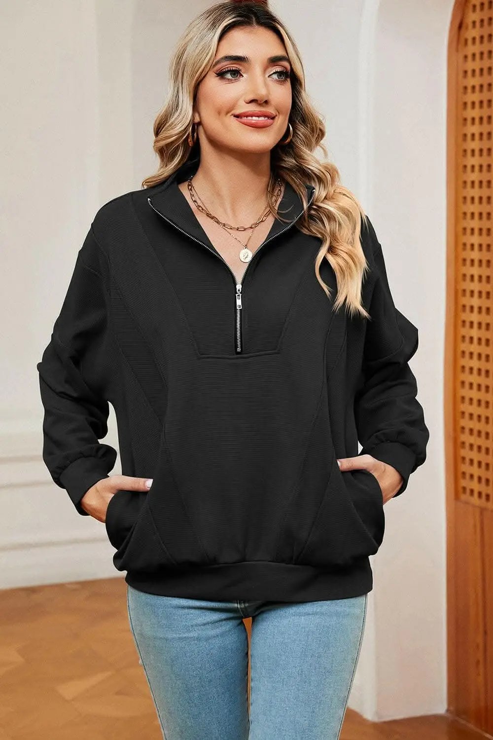 Sweatshirt - Chic Half-Zip - Modern Comfort
