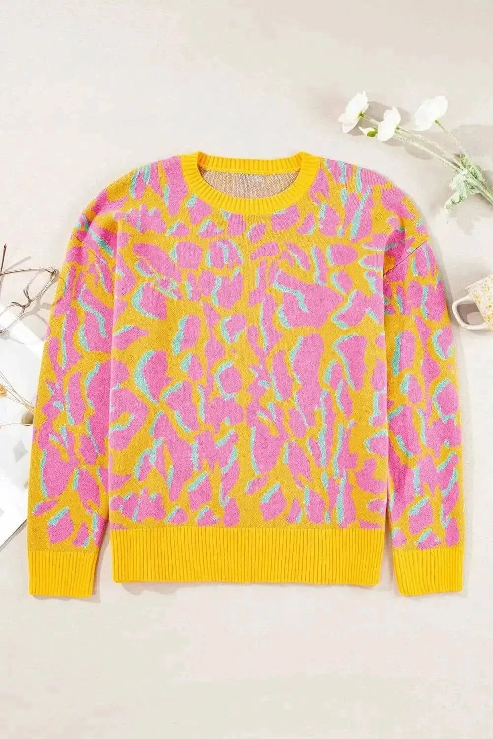 Trendsi Chic knit sweater with round neck