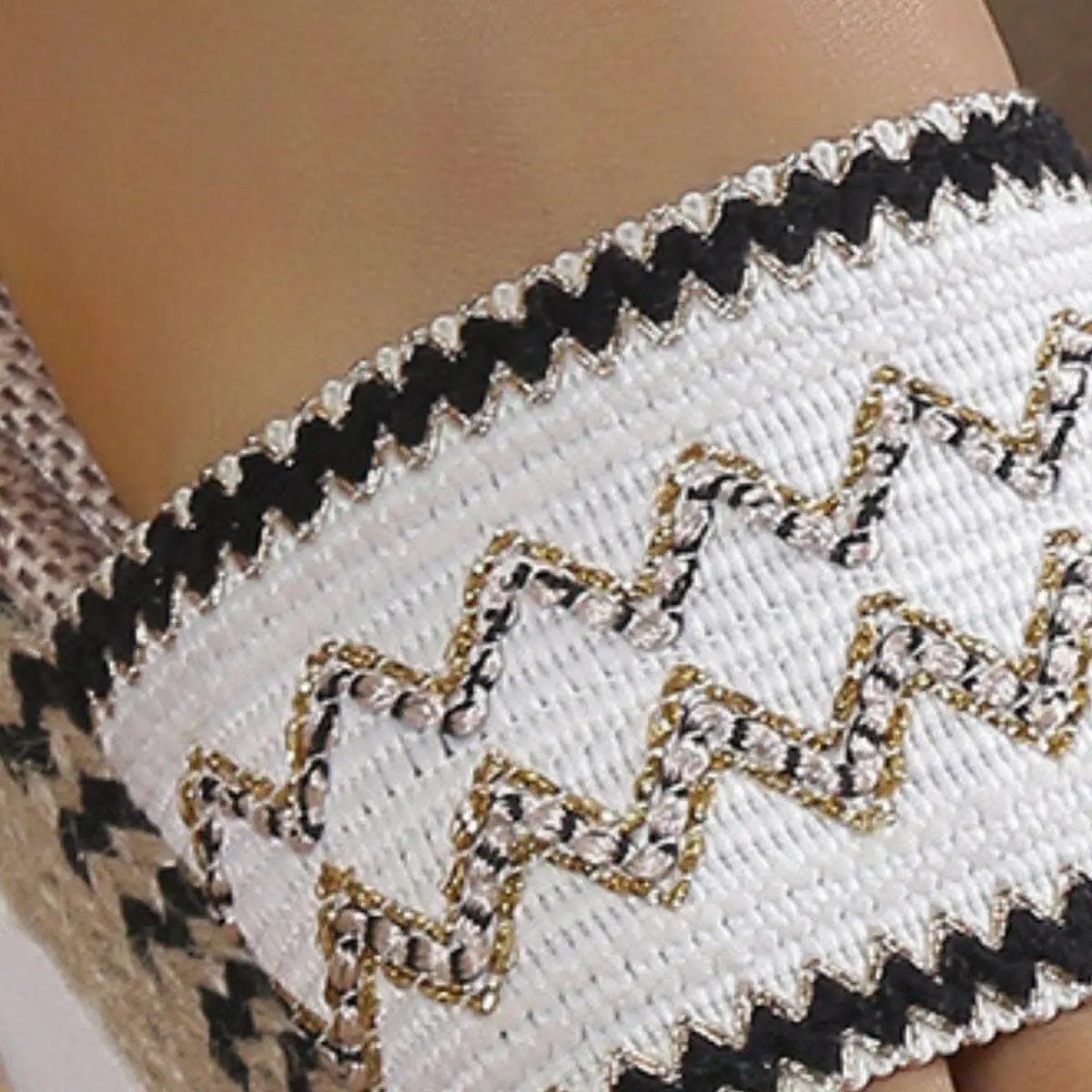 Trendsi Shoes - Chic open toe platform sandals