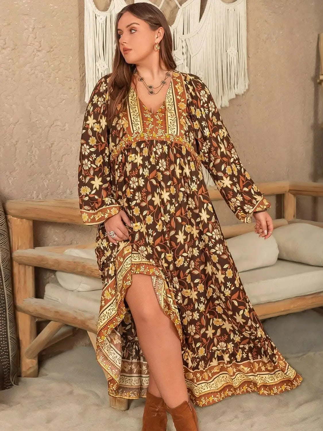 Trendsi V-Neck Dress Women's Plus Size Chic Balloon Sleeve Mini Dress - Flattering & Stylish