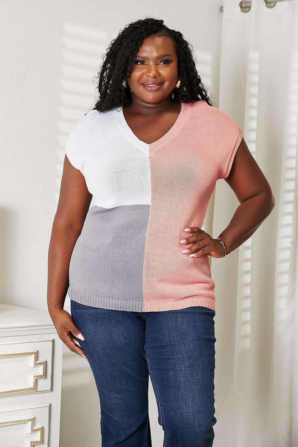 Trendsi Color block v-neck knit top