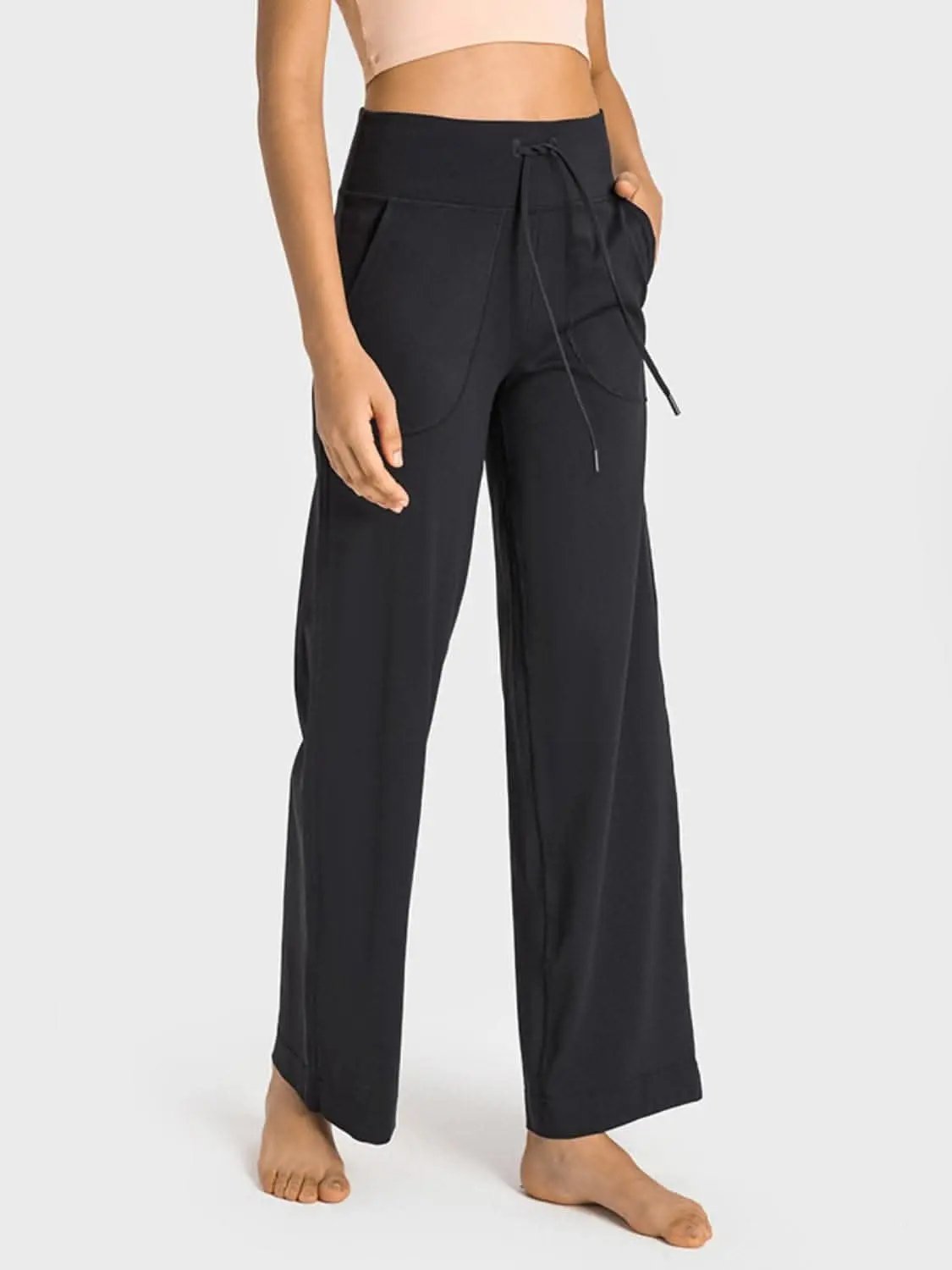 Trendsi Comfort-fit wide leg pants with pockets