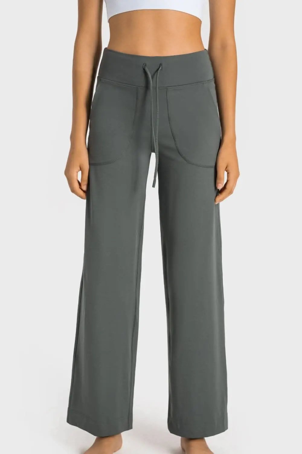 Trendsi Comfort-fit wide leg pants with pockets