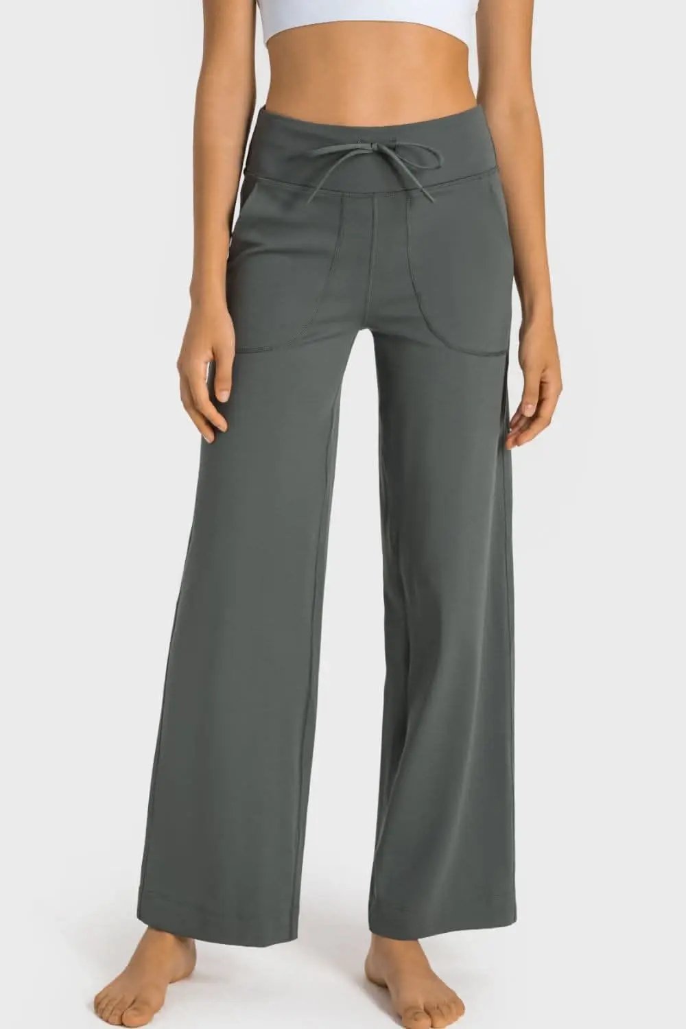 Trendsi Comfort-fit wide leg pants with pockets