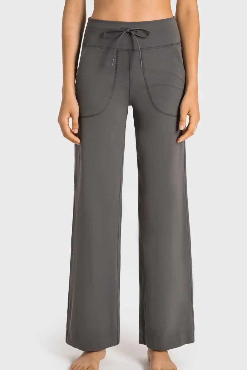 Trendsi Comfort-fit wide leg pants with pockets