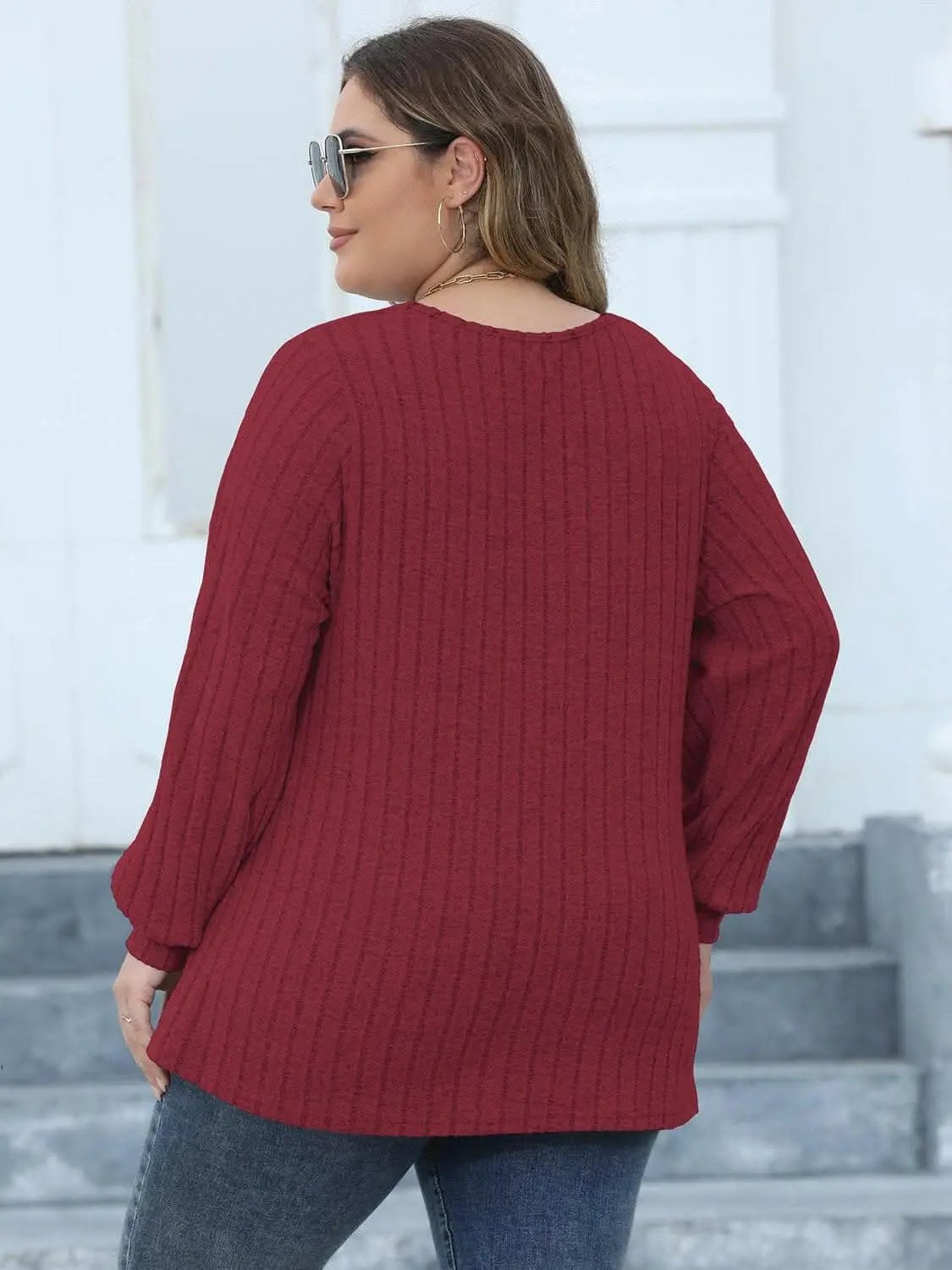 Trendsi plus - Cozy ribbed v-neck top for curves