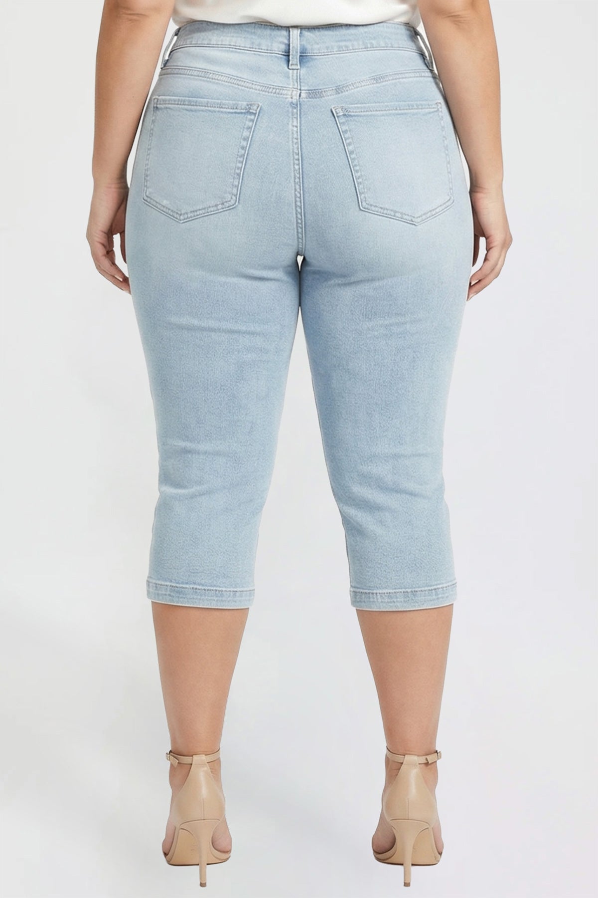 Women's Plus Pin Tuck Capri