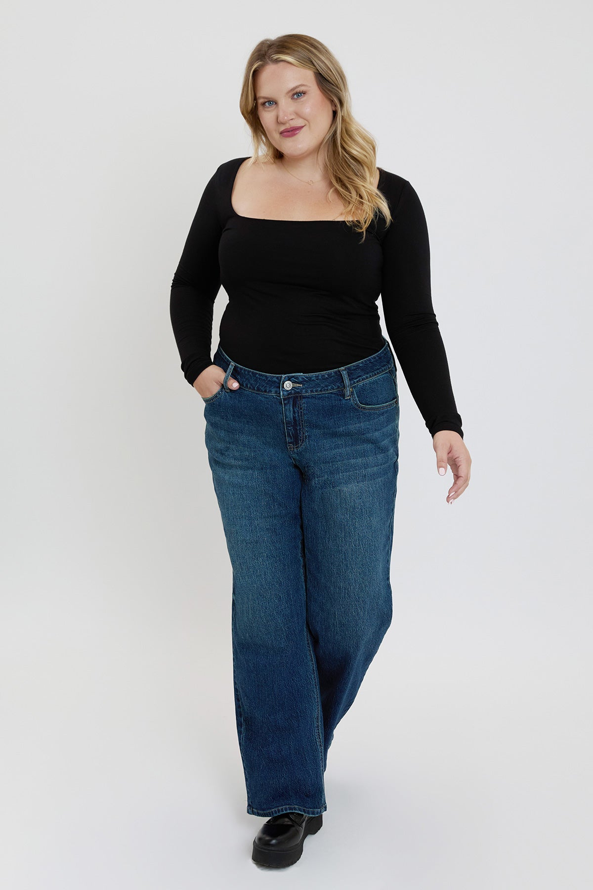 Women's Plus Britney Low Rise Wide Leg Jeans