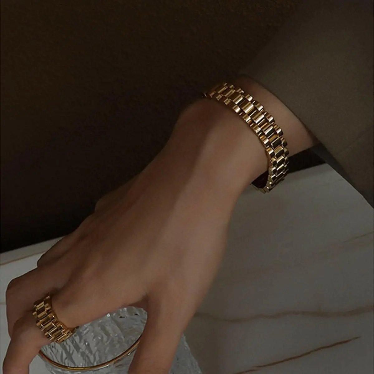 Trendsi just arrived - Elegant gold-plated titanium bracelet