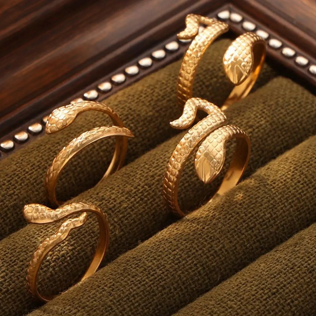 Trendsi just arrived - Elegant snake bypass ring