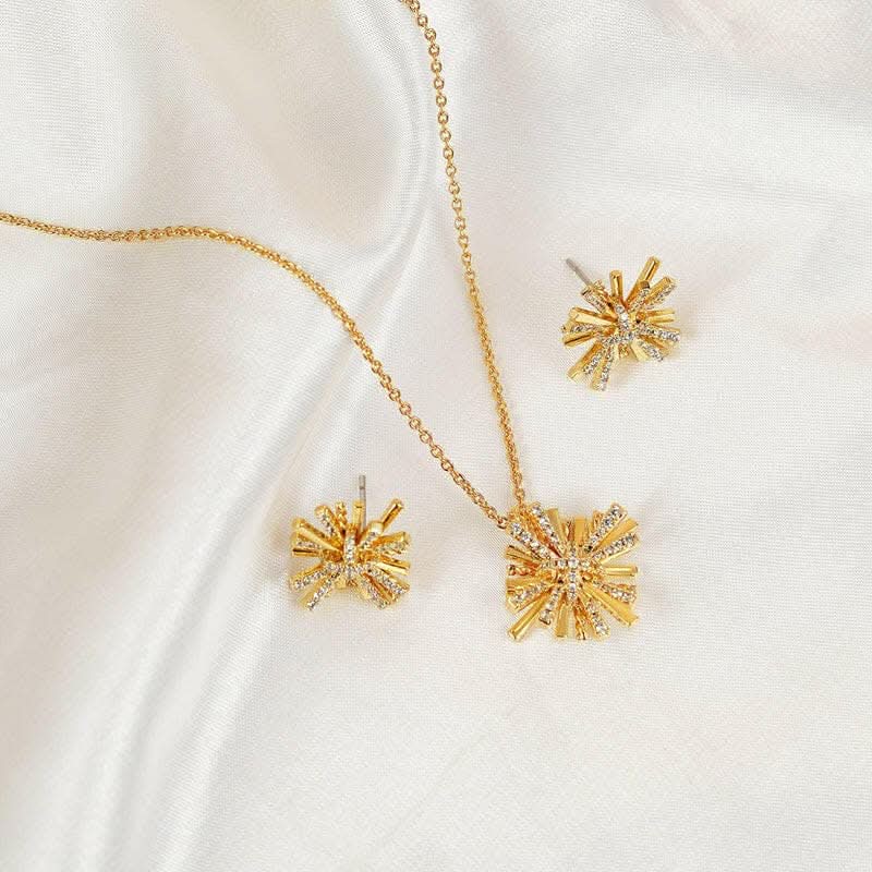Trendsi Necklaces - Elegant starburst gold jewelry set