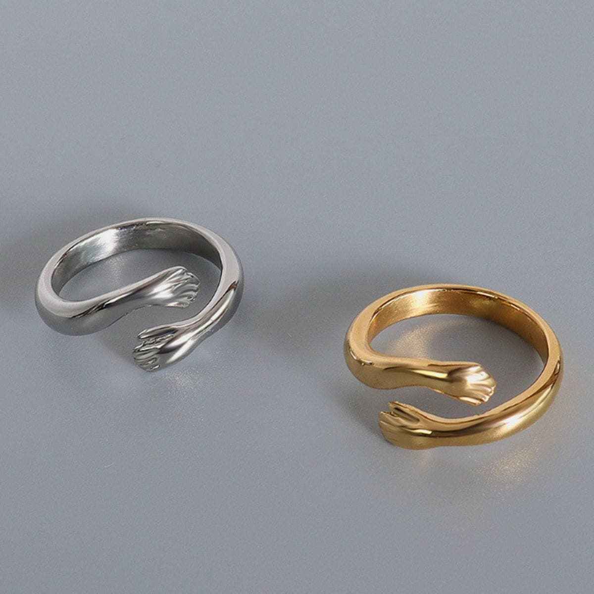 Trendsi just arrived - Elegant titanium steel hug ring