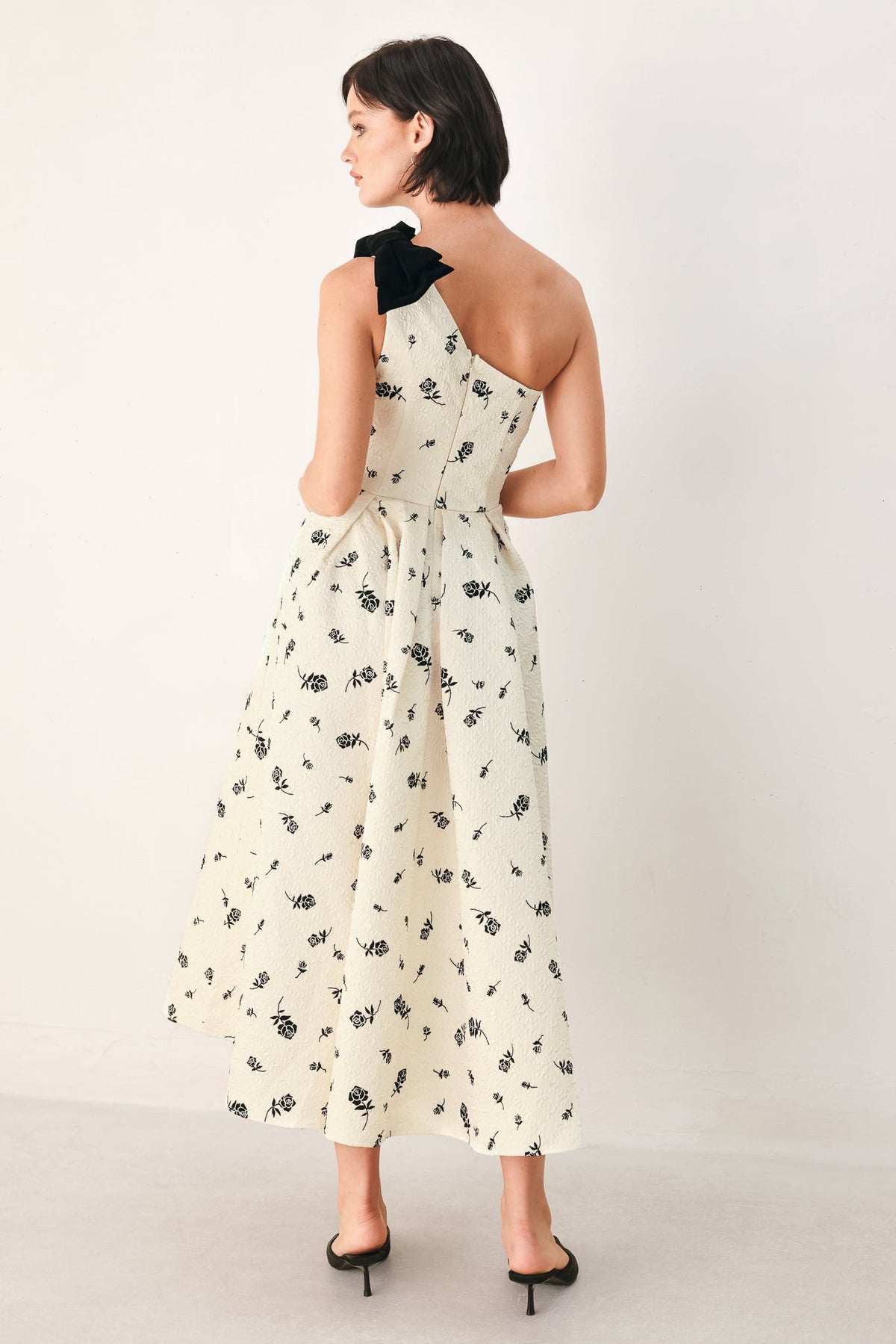 PERFECTLY POISED ONE SHOULDER BOW MIDI DRESS