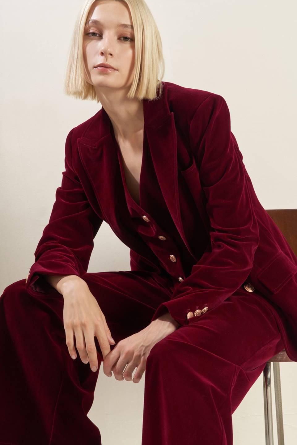 COY CHARM VELVET BLAZER