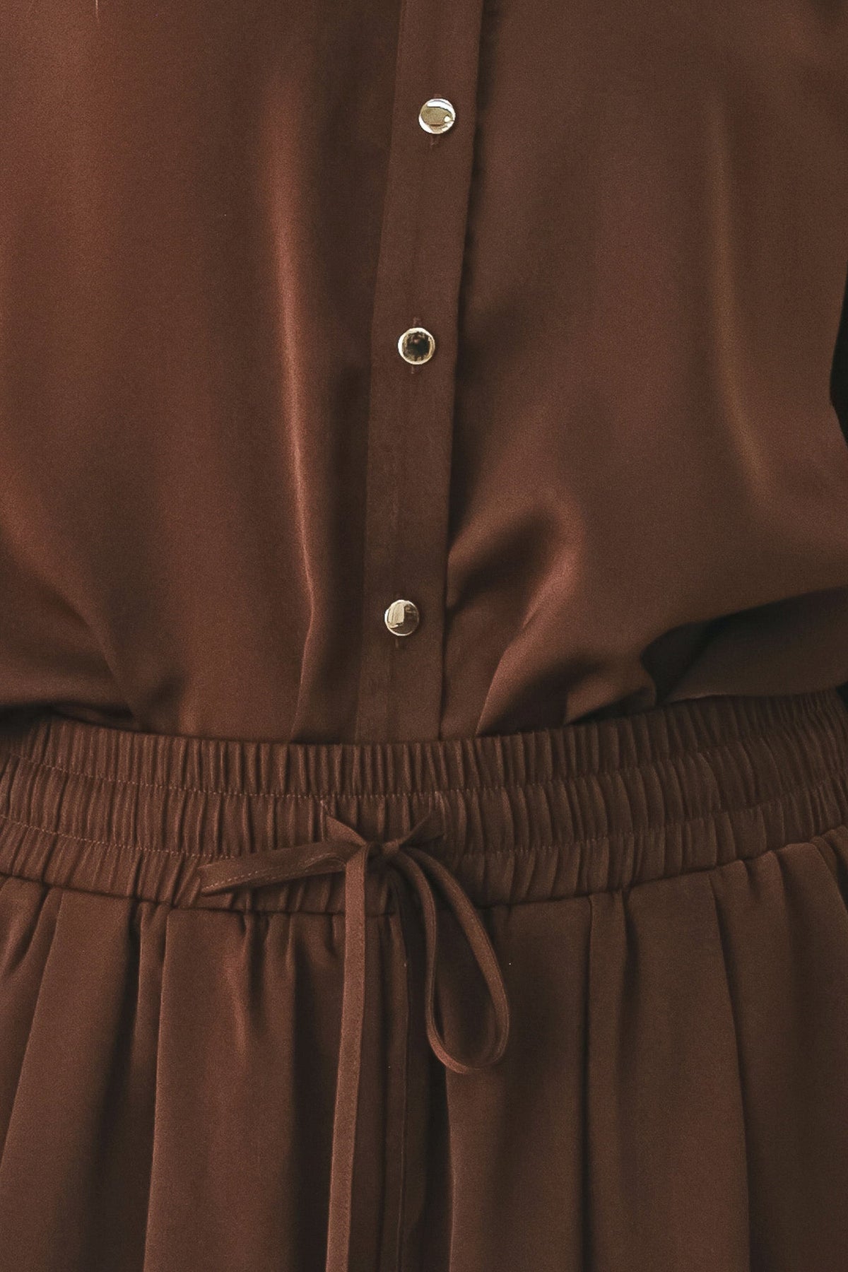 CANYON BROWN WOVEN TOP