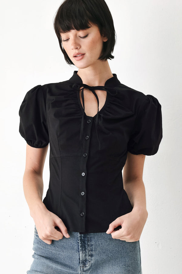 WHITE ROSE DAYDREAM WOVEN TOP