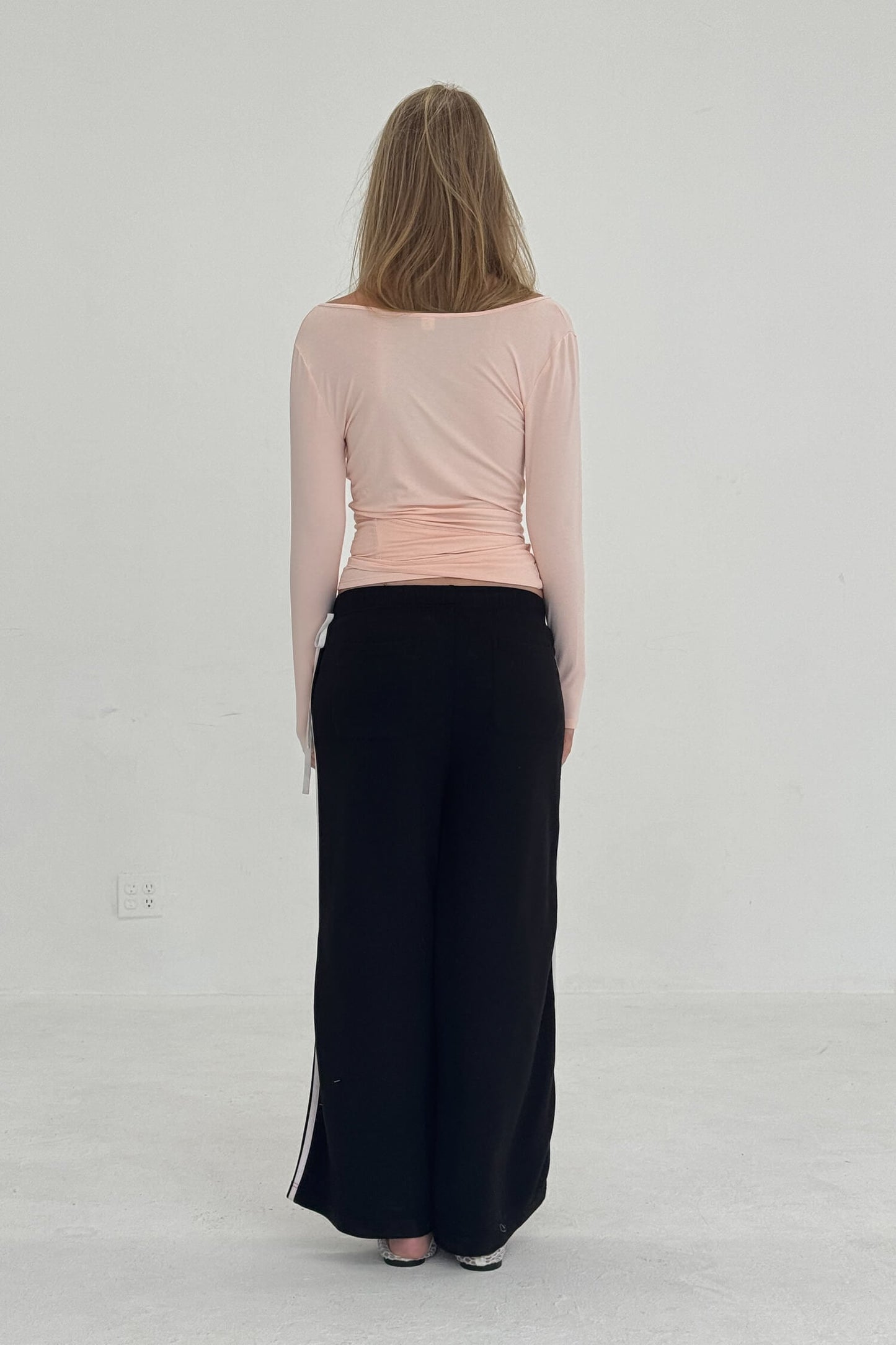 BALLERINA WRAP TOP IN POWDER PINK