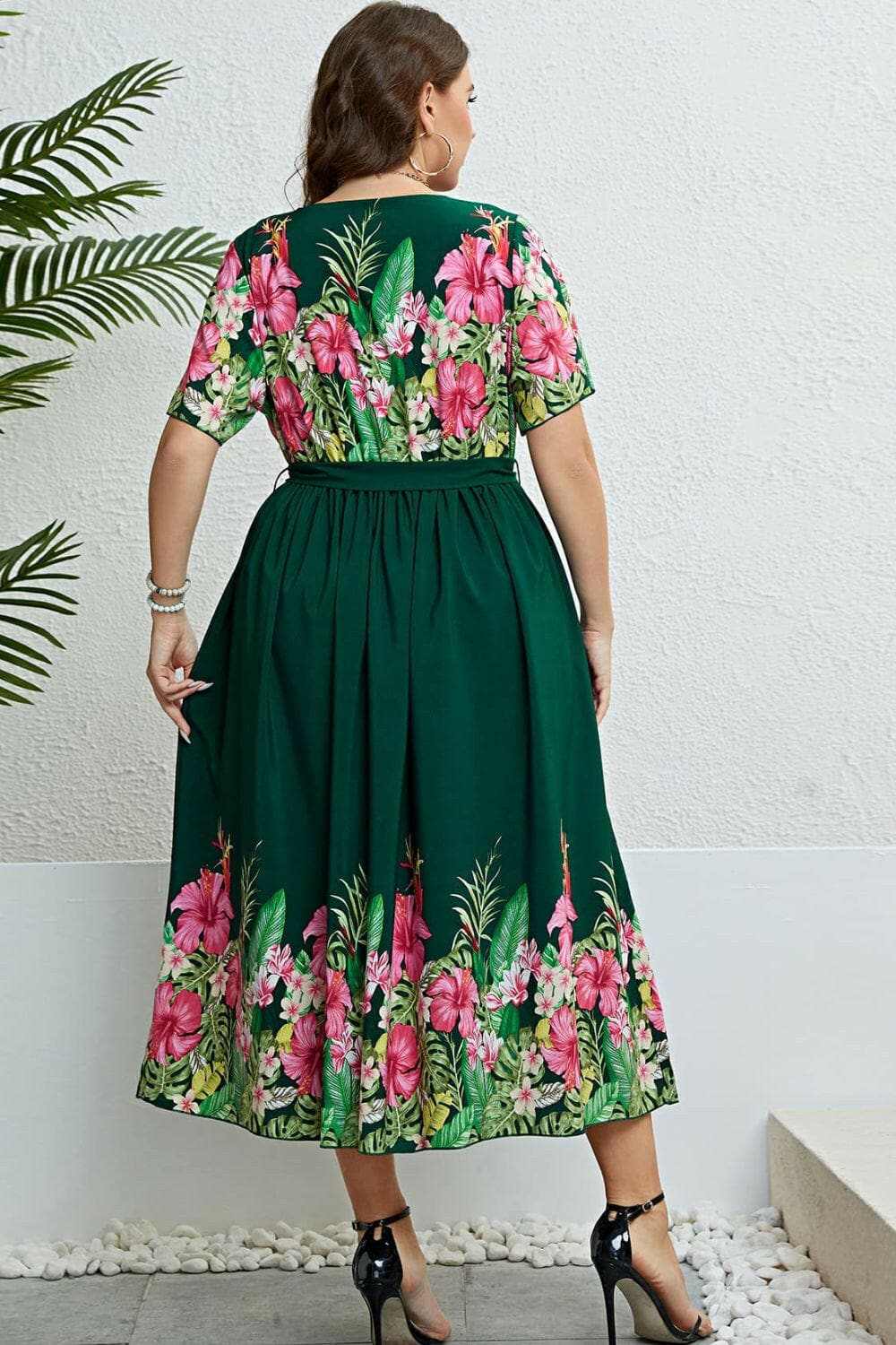Trendsi Floral midi dress with tie waist