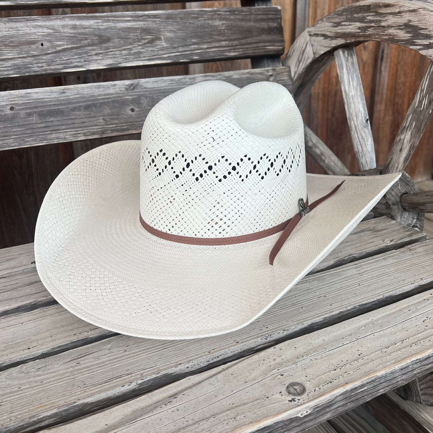 30X Shantung | Ariat